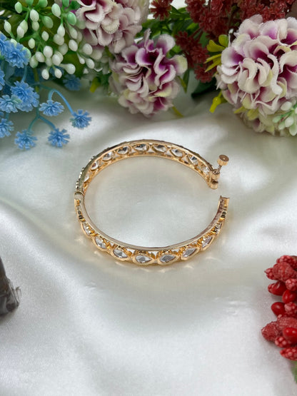 Devina Moissanite Bangles (Openable)