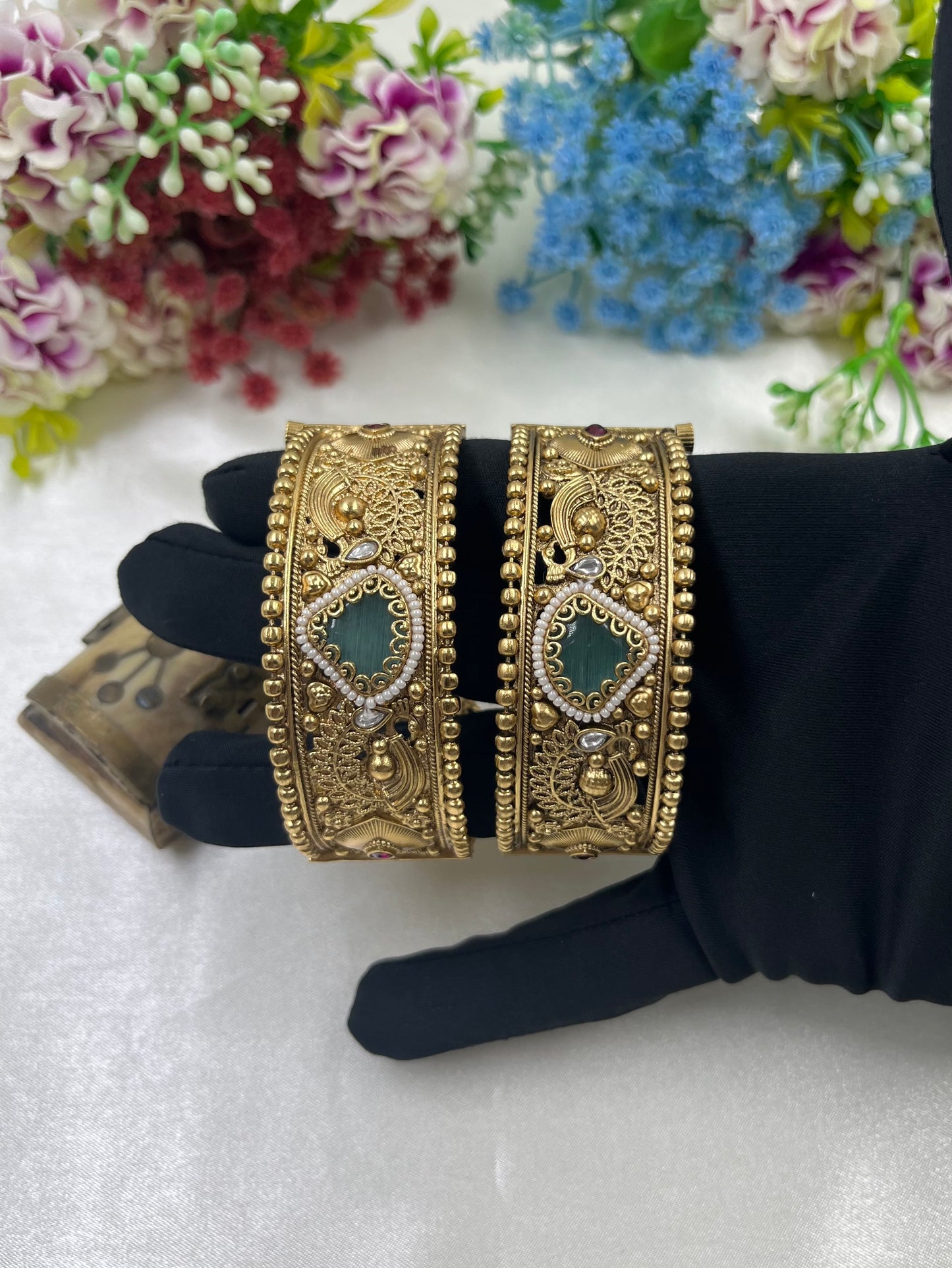 Shraya Chorski Bangles