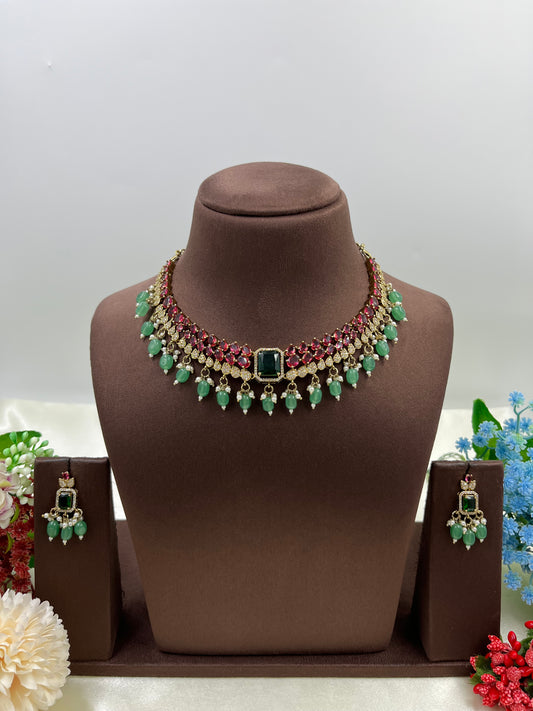 Kavita Victorian Premium Necklace