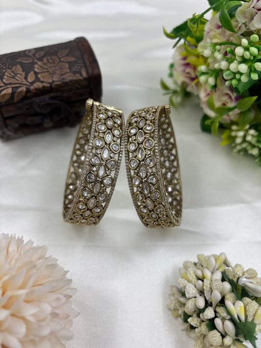 Meherbano Moissanite Kundan Bangles