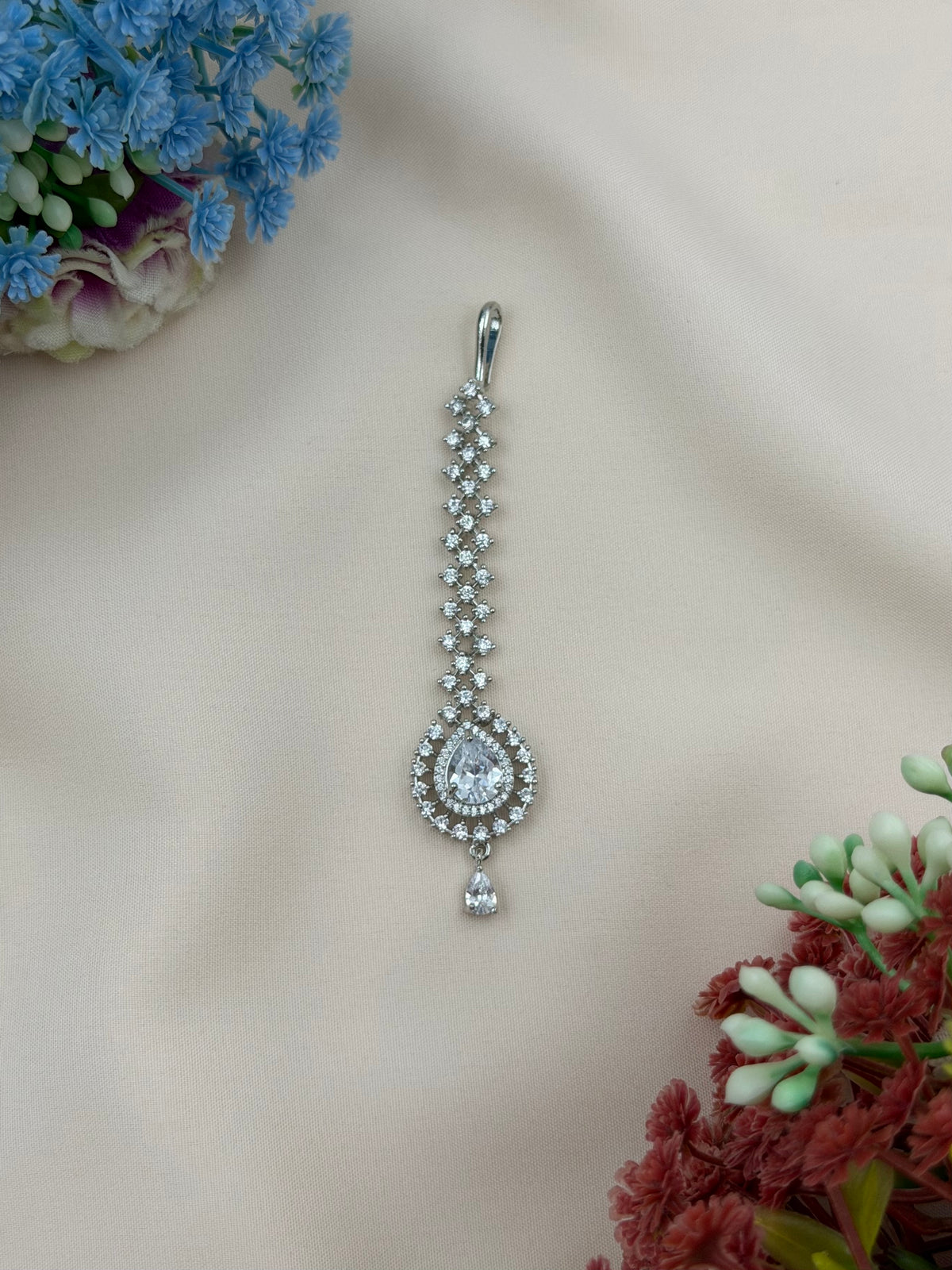 Crystal American Diamond Mang Tika