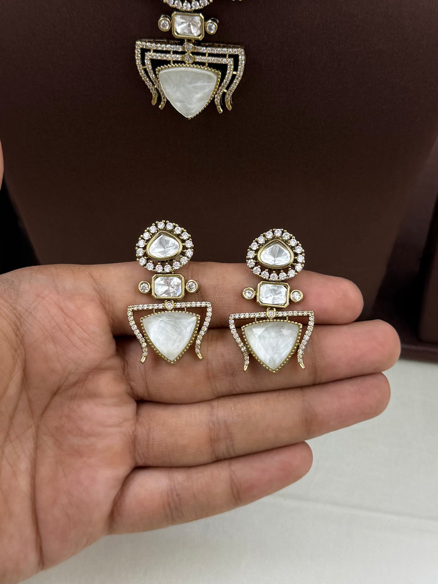 Mayra Victorian Necklace Set