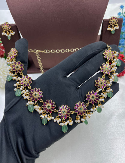 Malati Traditional Victorian Necklace