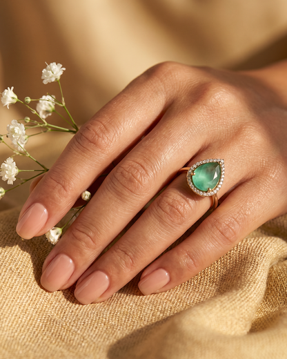 Veda Victorian Ad Ring