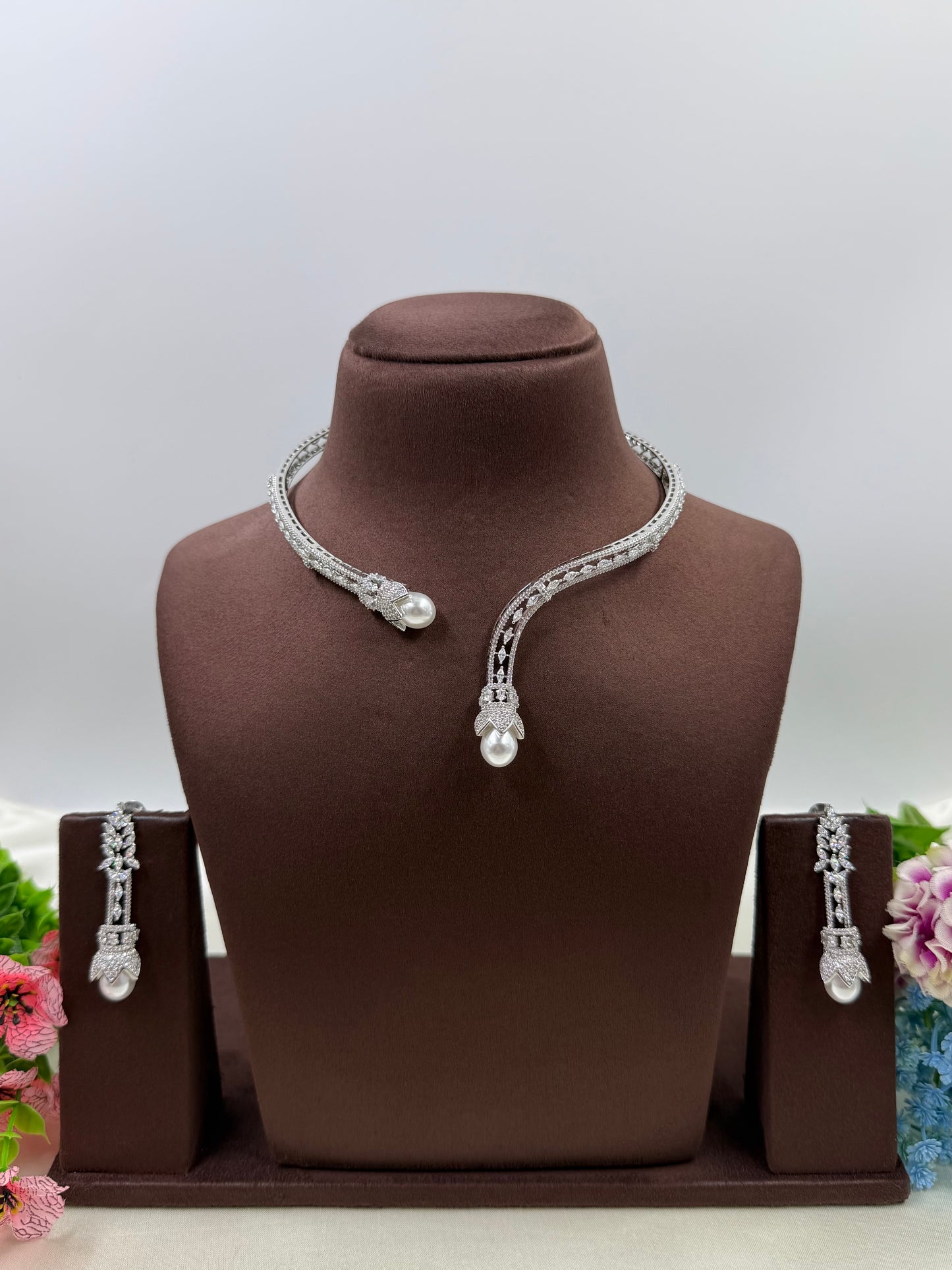 Leona American Diamond Necklace Set