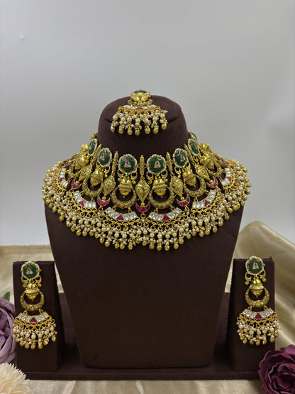 Heritage Pachi Antique gold Semi Bridal Necklace.