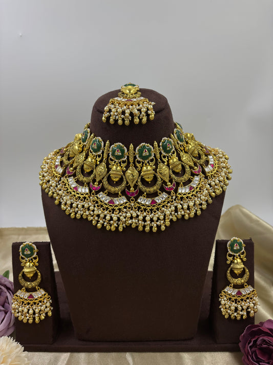 Heritage Pachi Antique gold Semi Bridal Necklace.