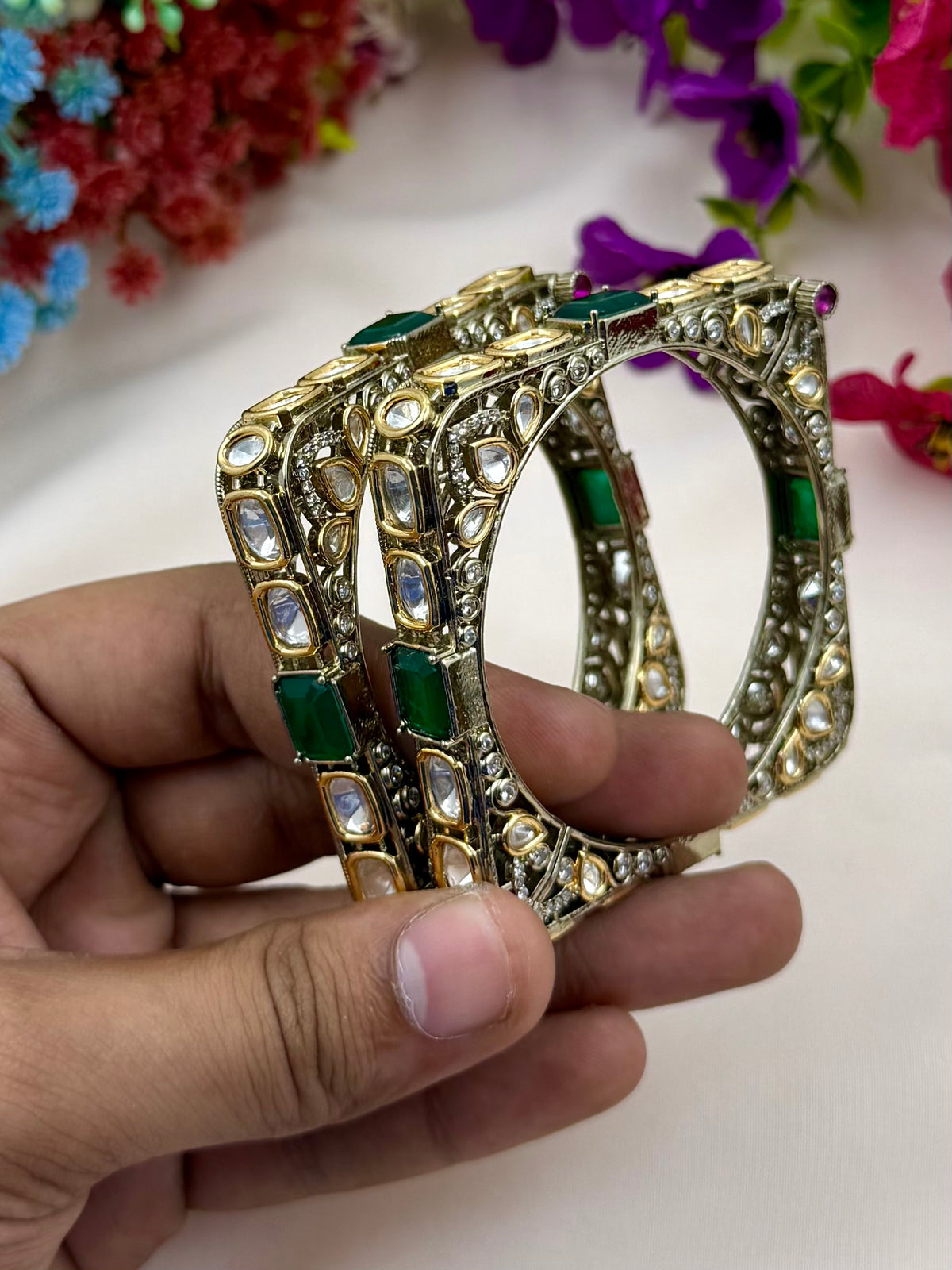 Juhi Victorian Royal Frame Bangles (Openable)
