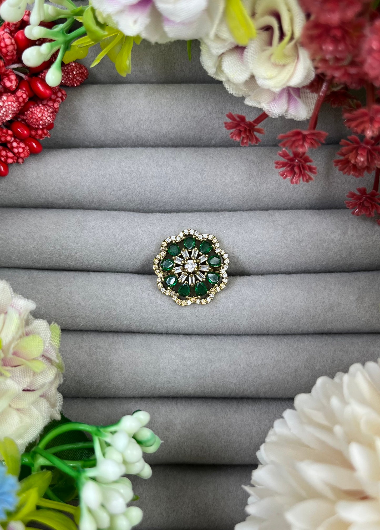 Dipa Victorian Ad Ring