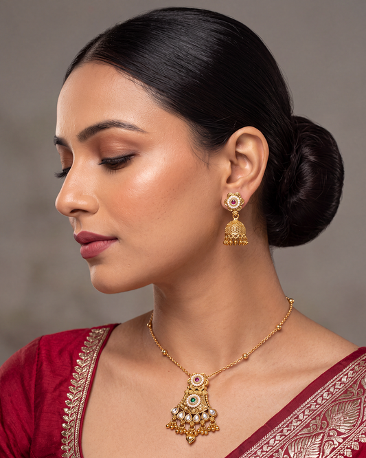 Gayatri Heritage Delicate Necklace
