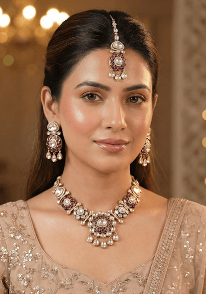 Disha Mina Kari Moissanite Kundan Necklace