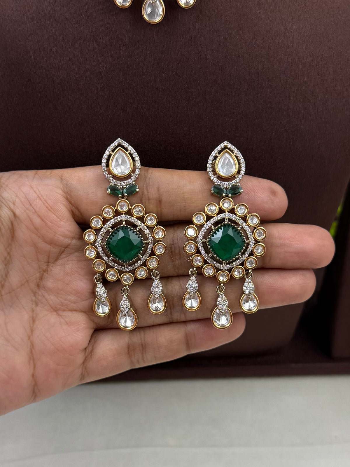 Amrapali Victorian Choker Necklace Set