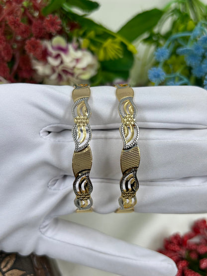 Sara Premium Two-tone Bangles ￼