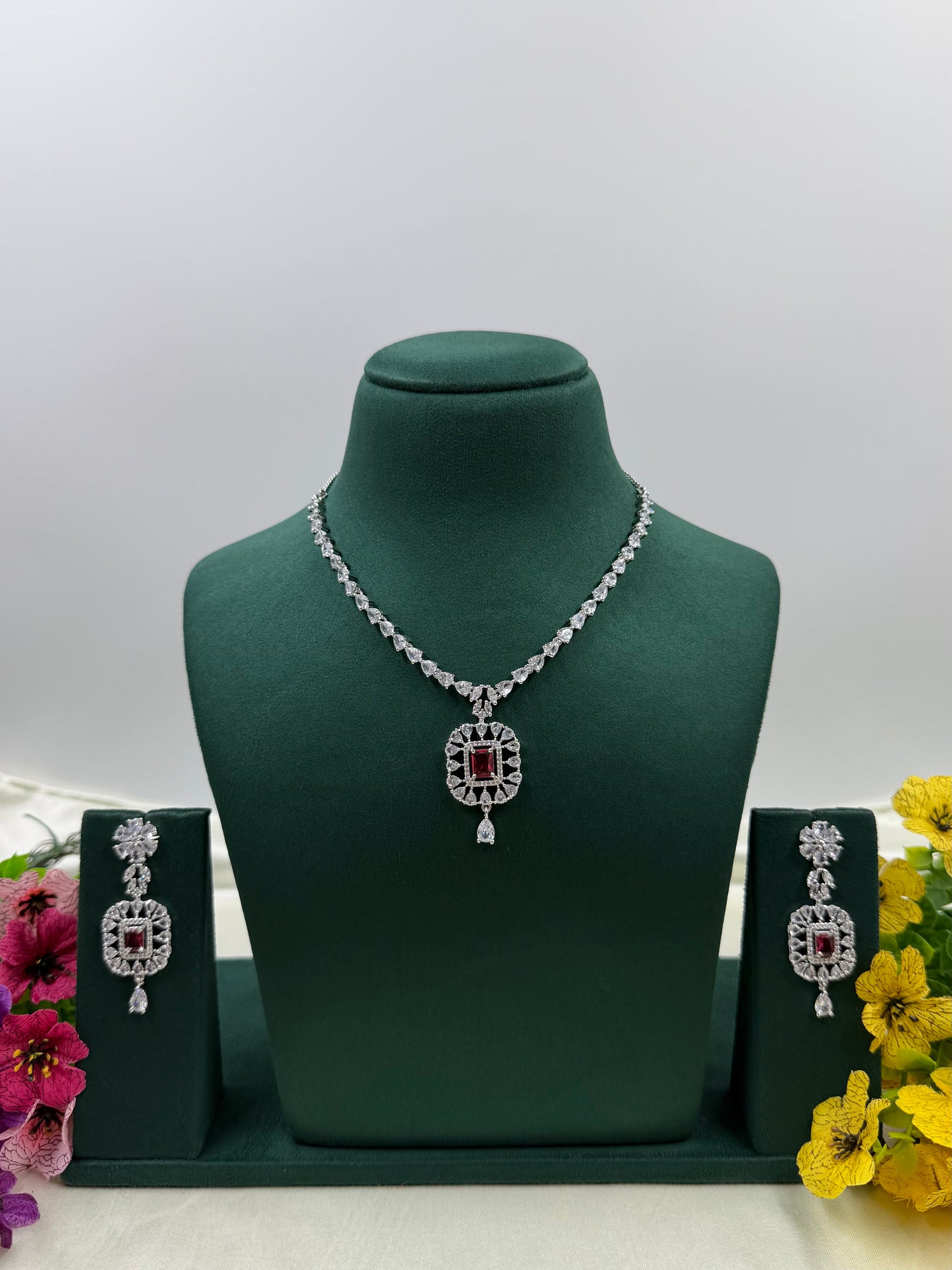 Ivy American Diamond Necklace