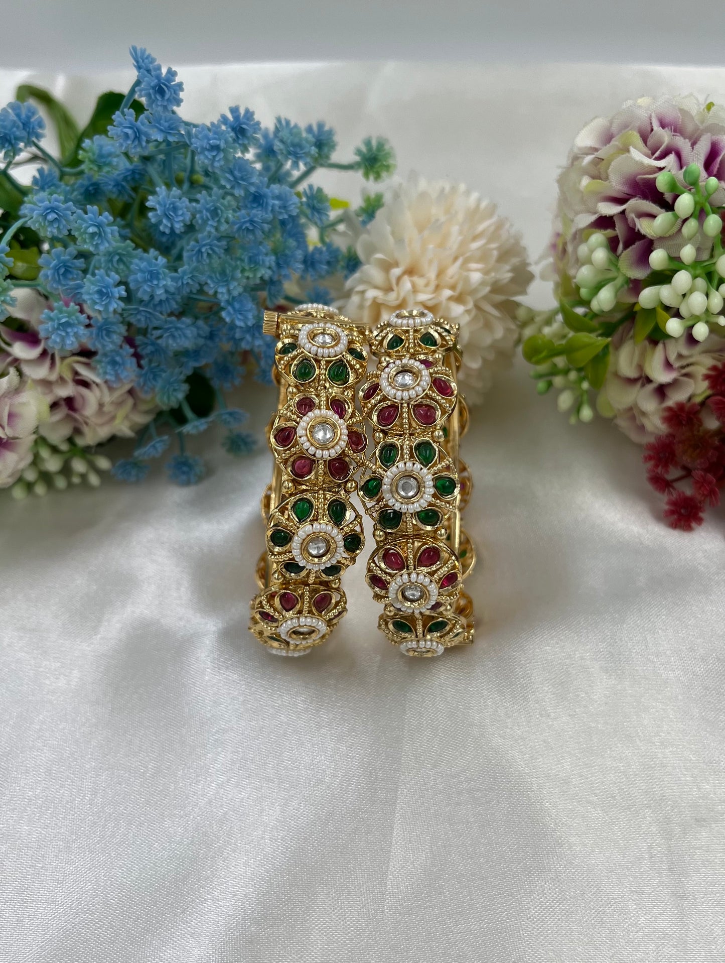 Heerleen Antique Gold Bangles