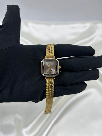 Iniya Anti-Tarnish Stainless Steel Watch (Adjustable)