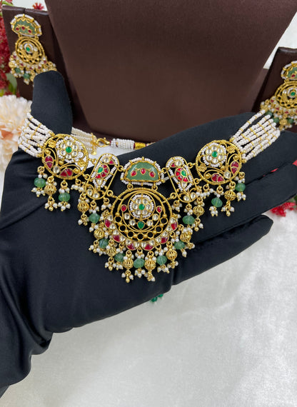 Jijabai Pachi Kundan Necklace