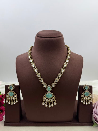 Samyukta Premium Victorian Necklace Set