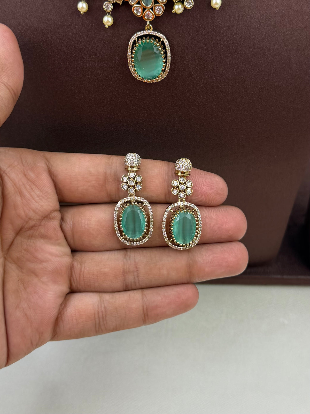 Pooja Victorian Delicate Necklace Set