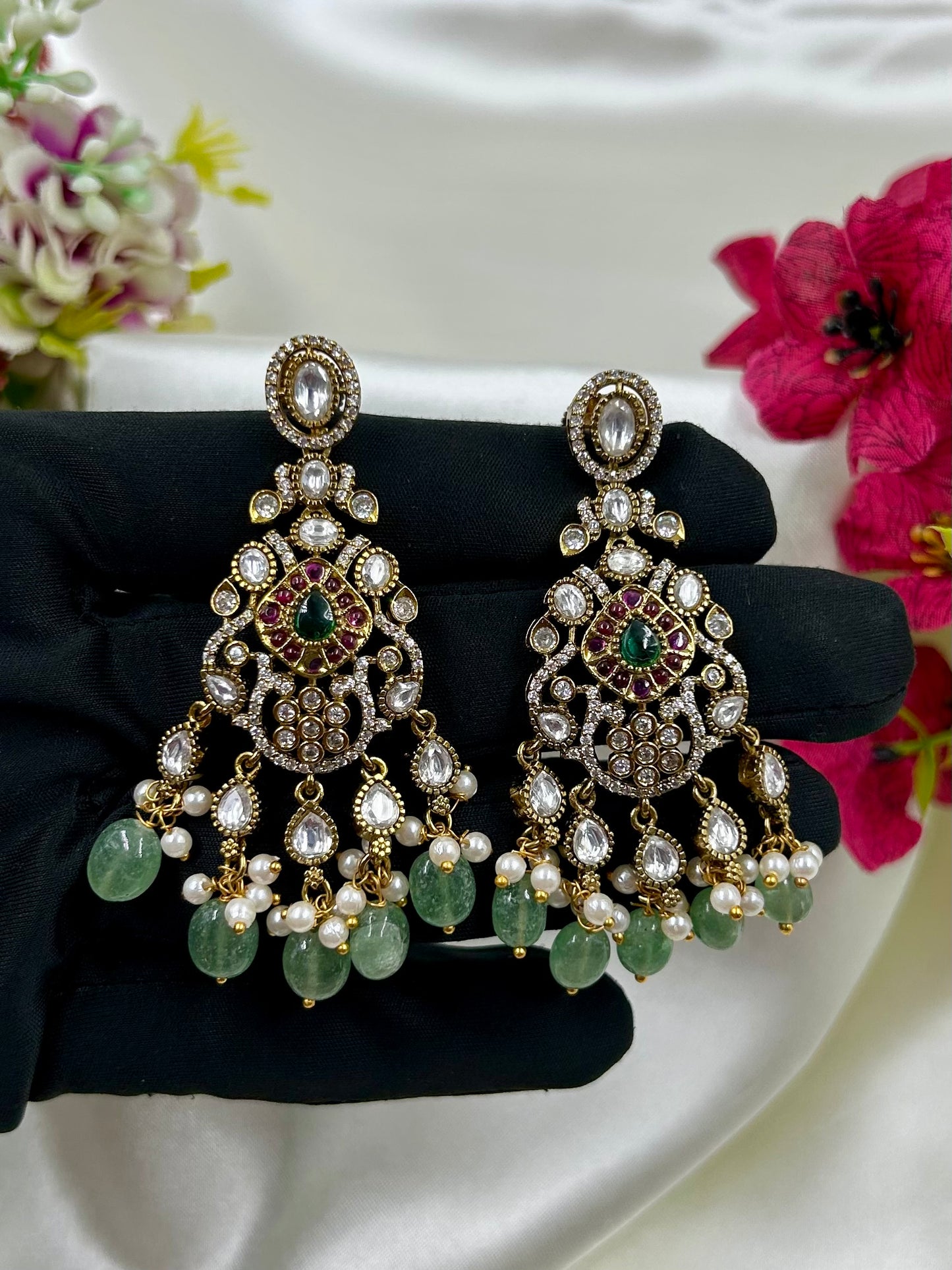 Nita Victorian Earring