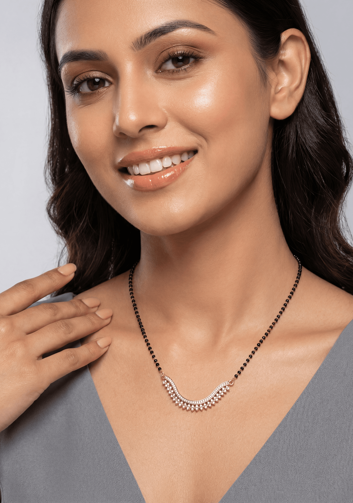 Minimal Curved Rose Gold Mangalsutra