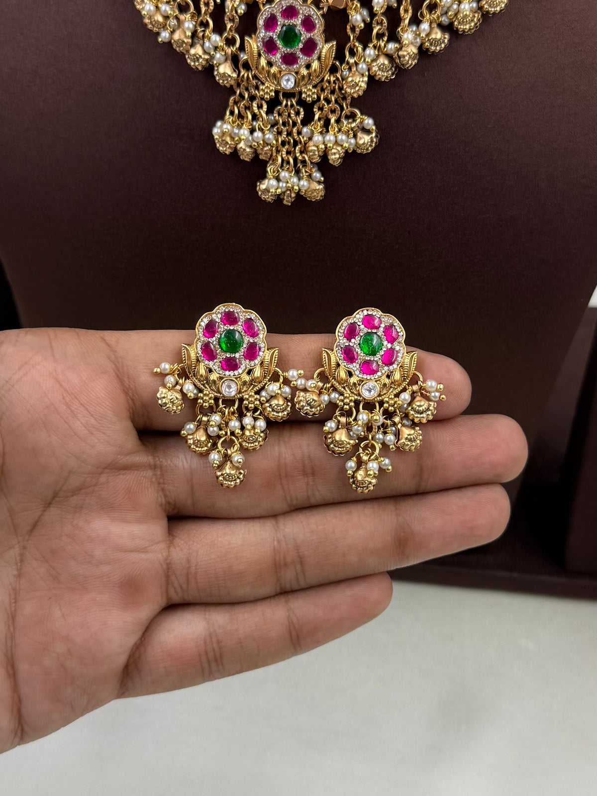 Naira Chorski Necklace Set