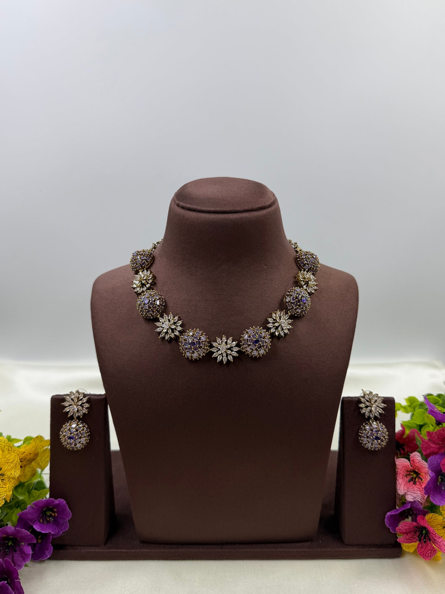 Vidhi Victorian Ad Necklace