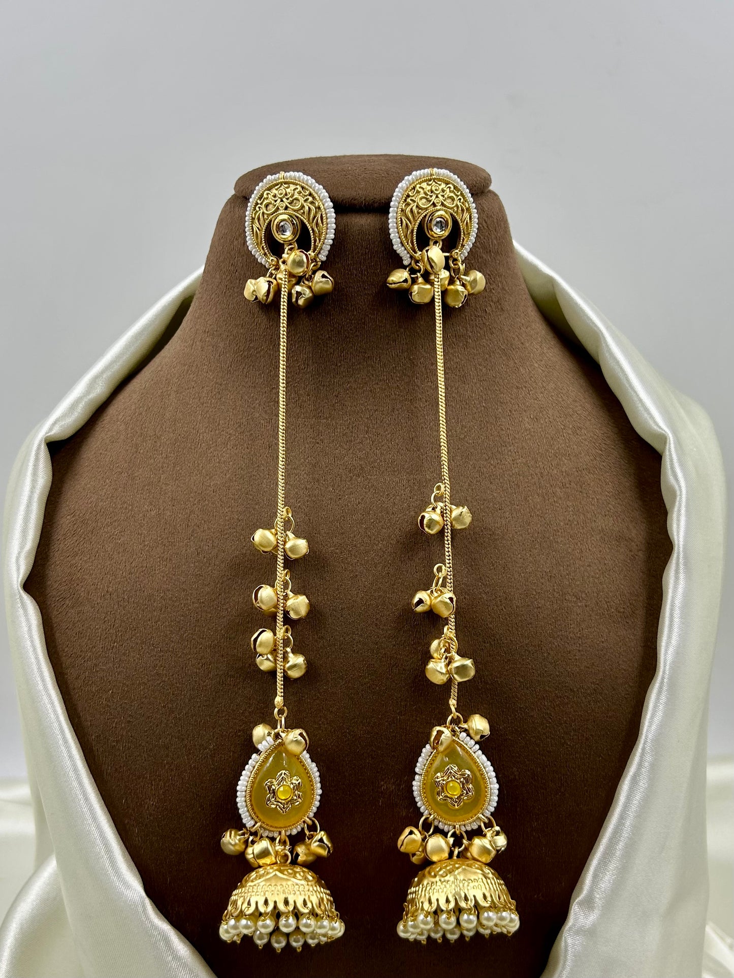 Sanchita Kashmiri Earring