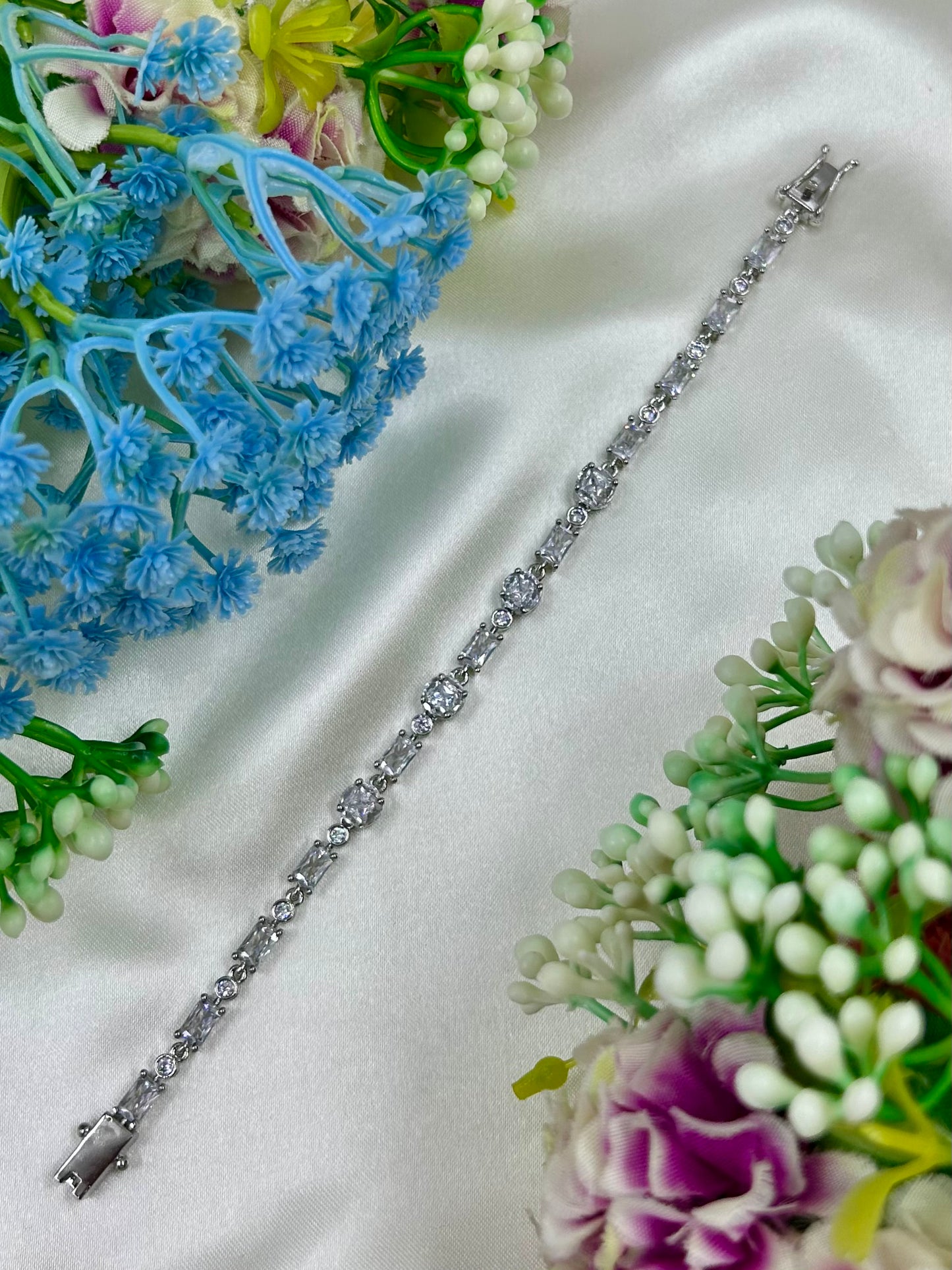 Vidya American Diamond Bracelet