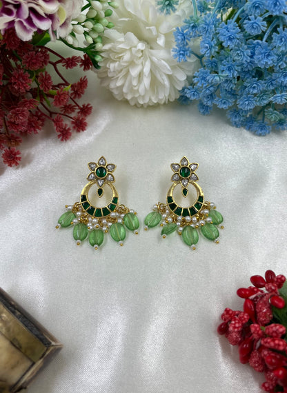 Tara Jadau Pachi Kundan Earring