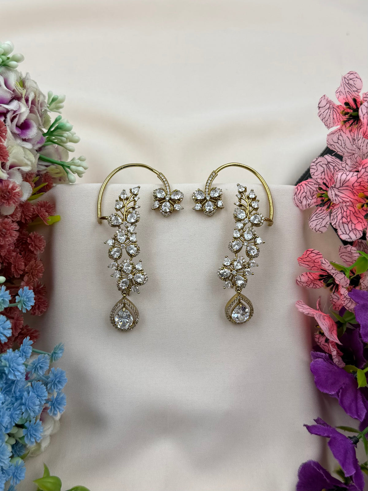 Antara Traditional Earcuff
