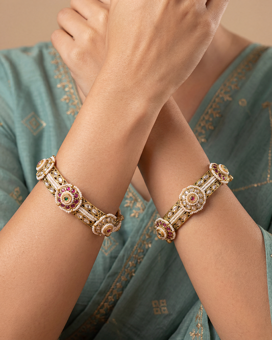 Chaitanya Chorski Bangle (Openable)