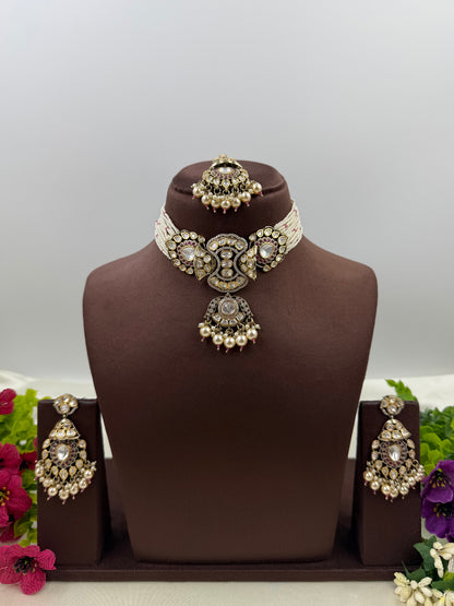 Vamika Choker Victorian Set