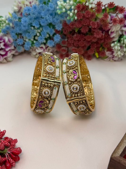 Deepanshi Premium Chorski Bangles (Openable)