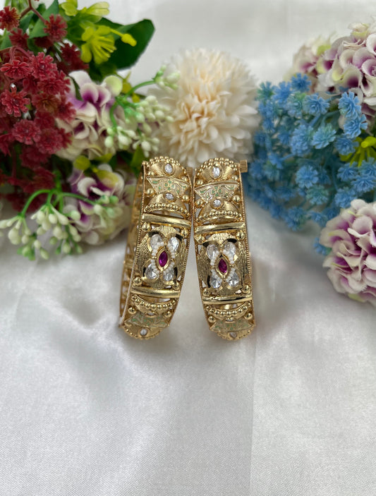 Disha Moissanite Kundan Bangles (Openable)