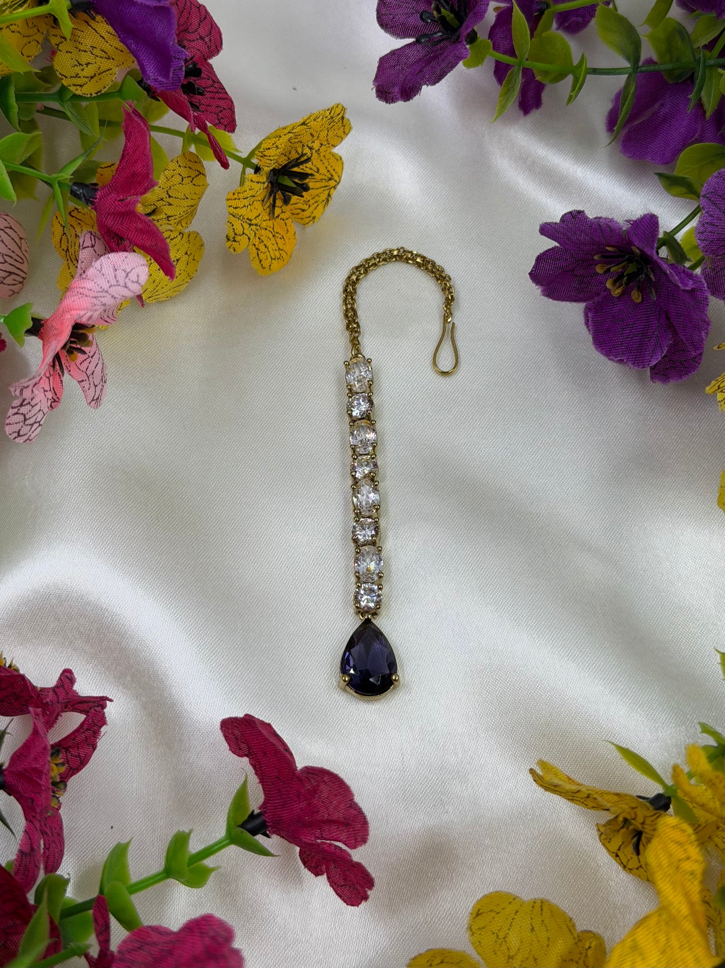 Neeta Victorian American Diamond Mang Tika