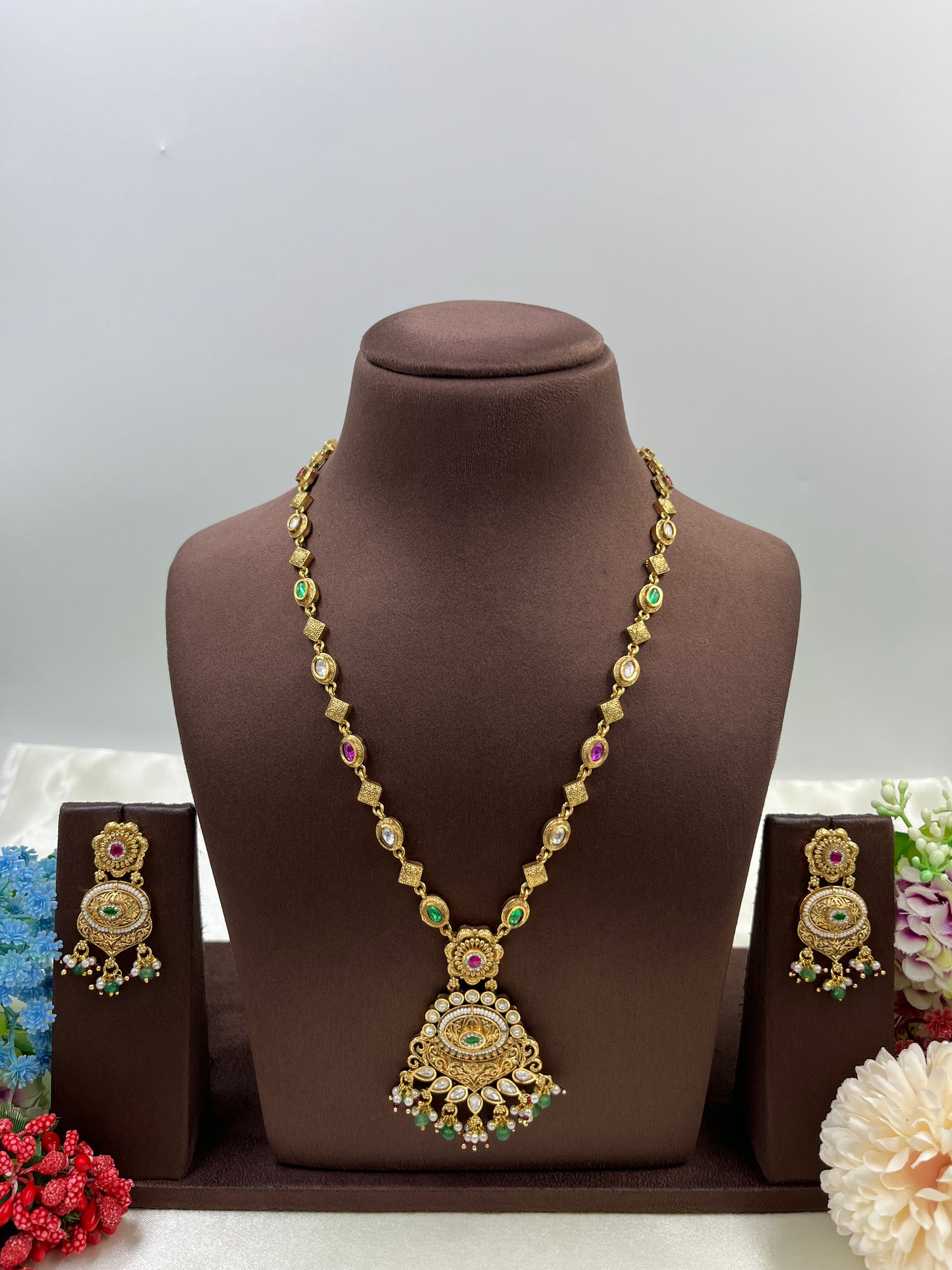 Gulki Heritage Semi Long Necklace