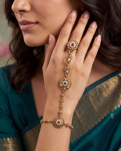 Aashita Heritage Hath Panja (One Pis)