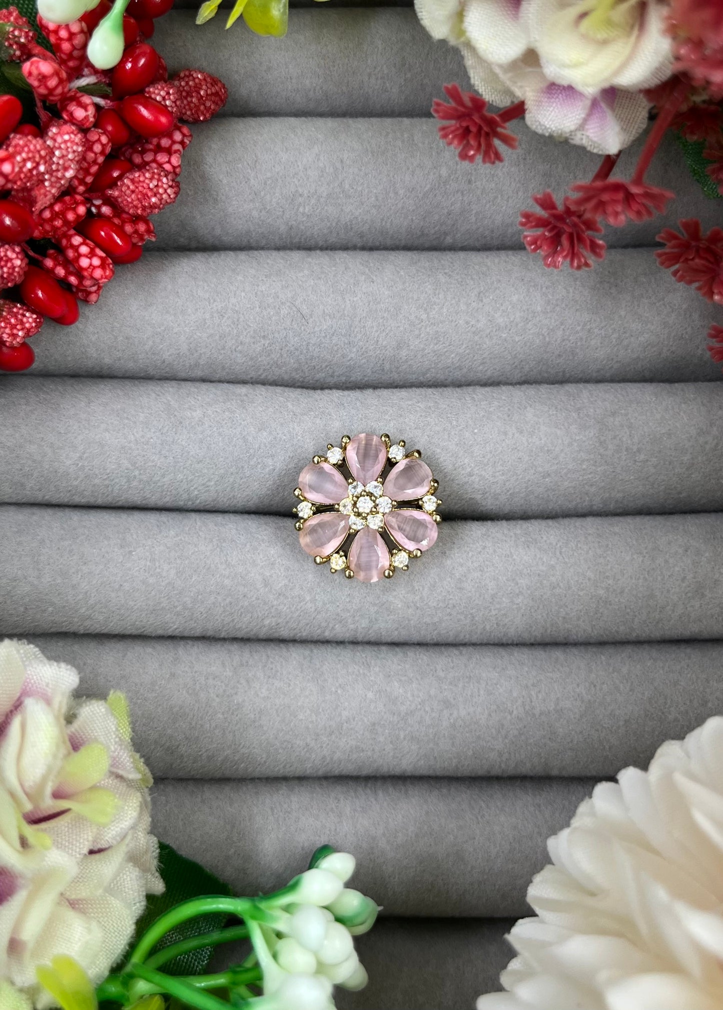 Sarita Victorian Ad Ring