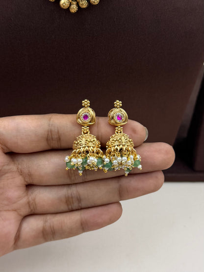 Shefali Heritage Chorski Delicate Necklace Set