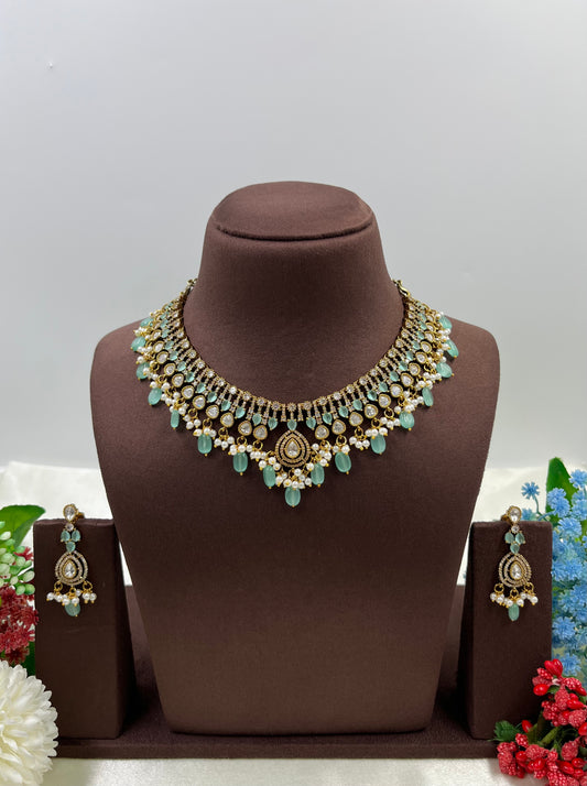 Nisha Victorian Delicate Necklace