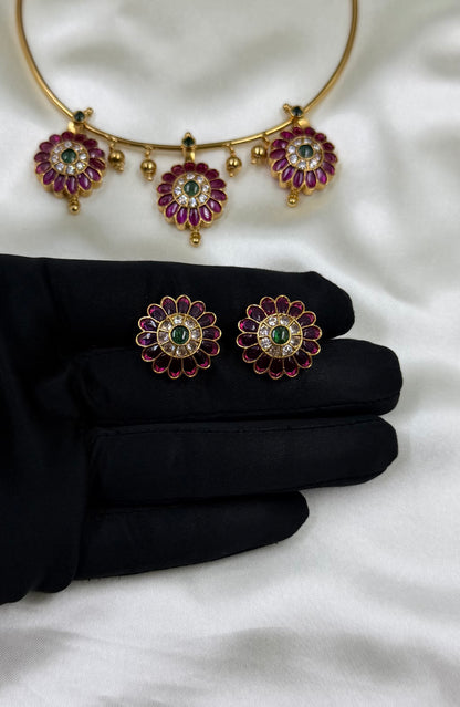 Esha Traditional Hasli Necklace