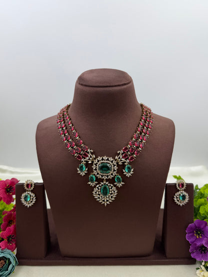 Nitya Victorian Necklace