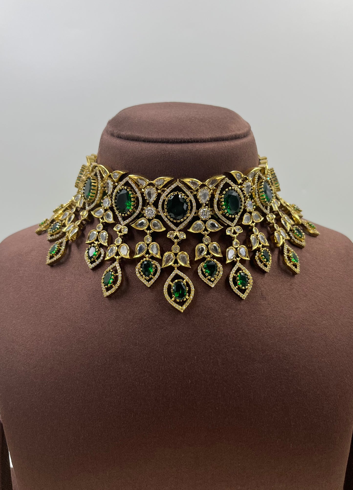 Vaishnavi Victorian Choker Necklace