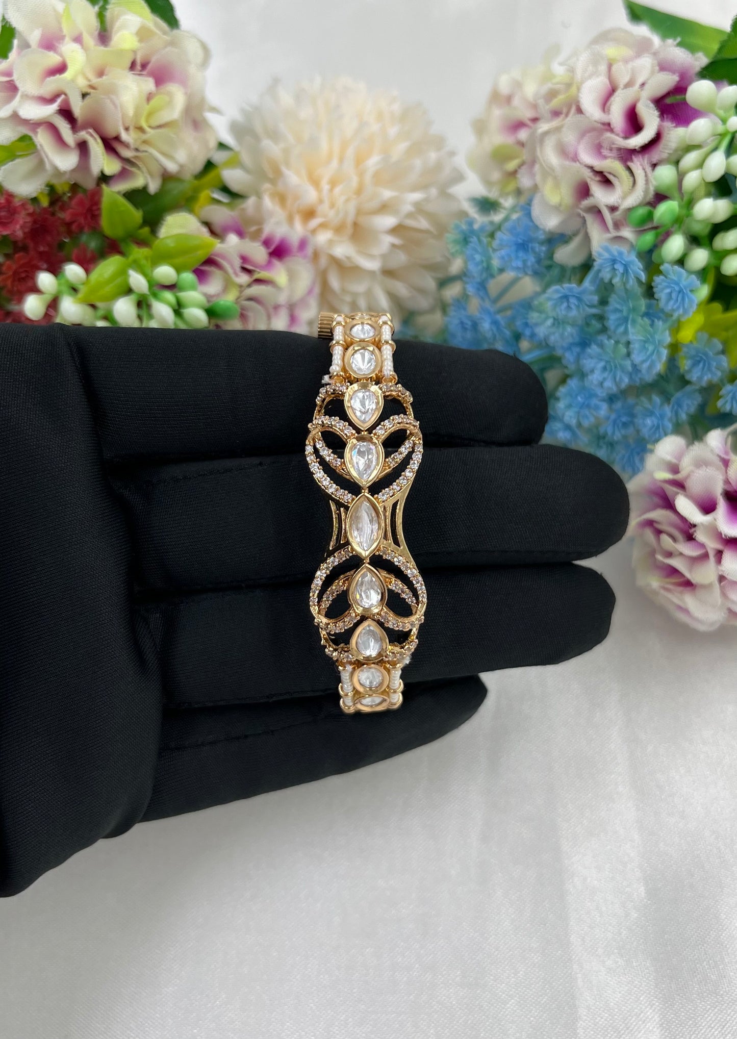 Aarya Moissanite Kundan bracelet (Openable)