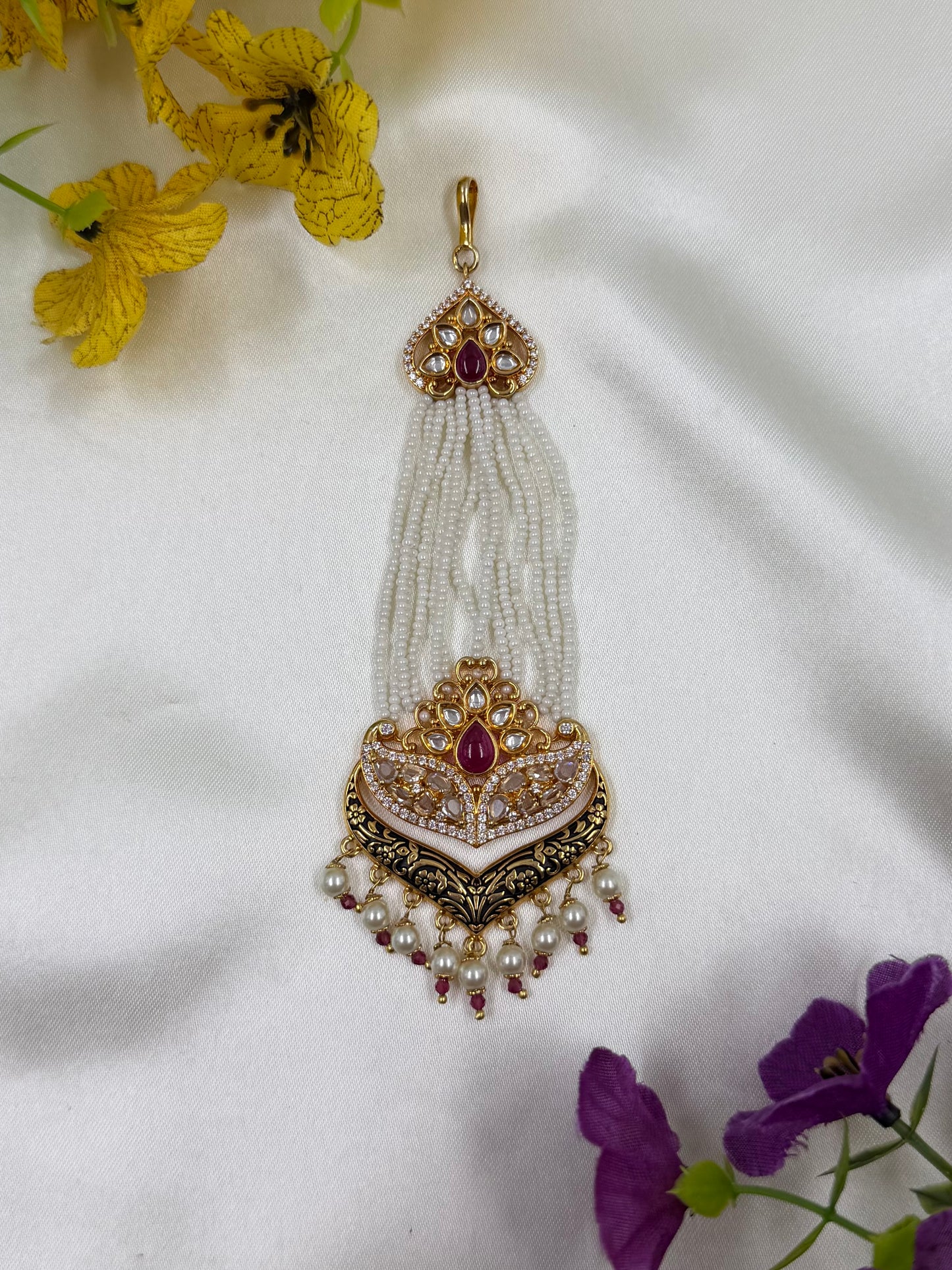 Madhavi Traditional Mang Tika