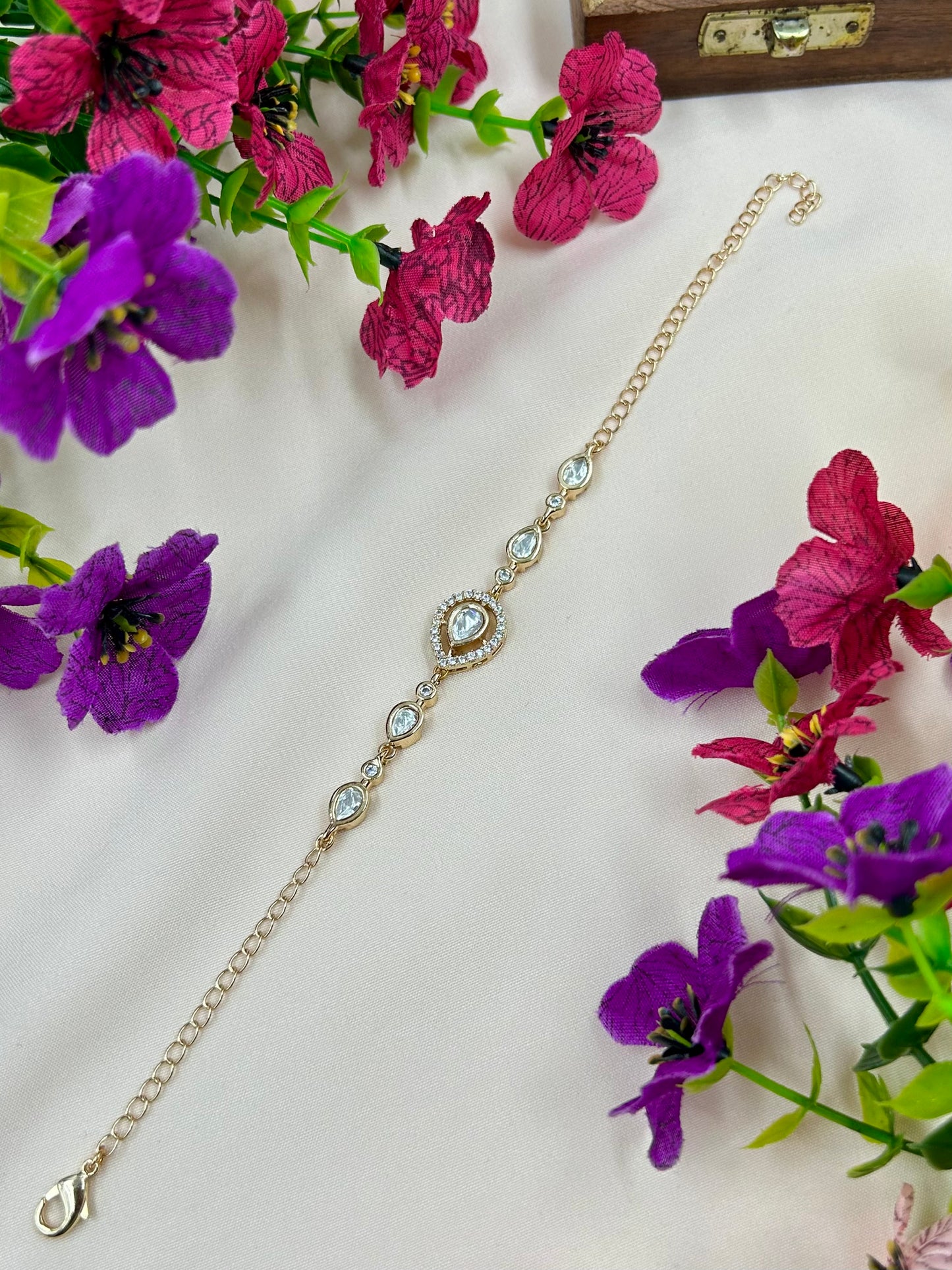 Ruhani Moissanite Bracelet (Adjustable)