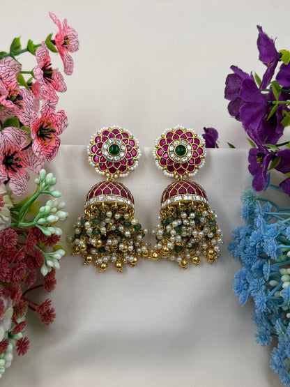Vibhawari Pachi Kundan Jhumka