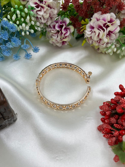 Vidya Moissanite Bangles (Openable)