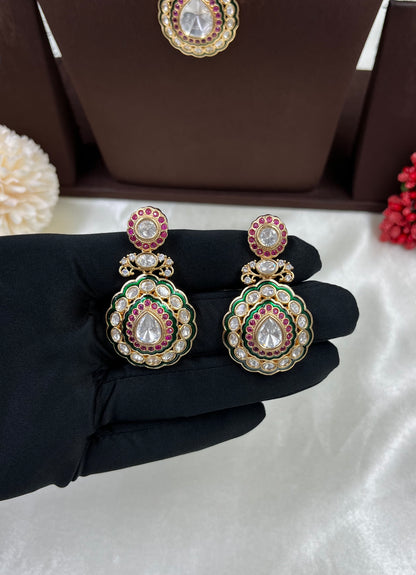 Inaya Moissanite Kundan Necklace